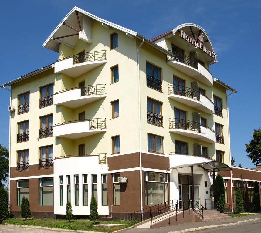 Târgu-Mureş Hotel Everest מראה חיצוני תמונה