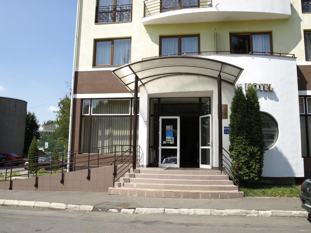 Târgu-Mureş Hotel Everest מראה חיצוני תמונה